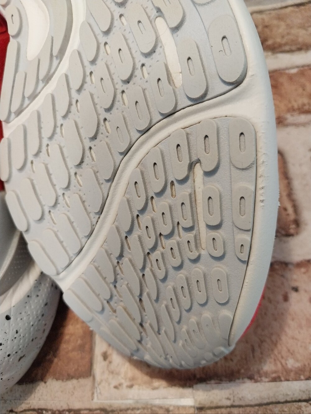 Pre-owned Lululemon Beyondfeel Running Shoes - Picture 8 of 12
